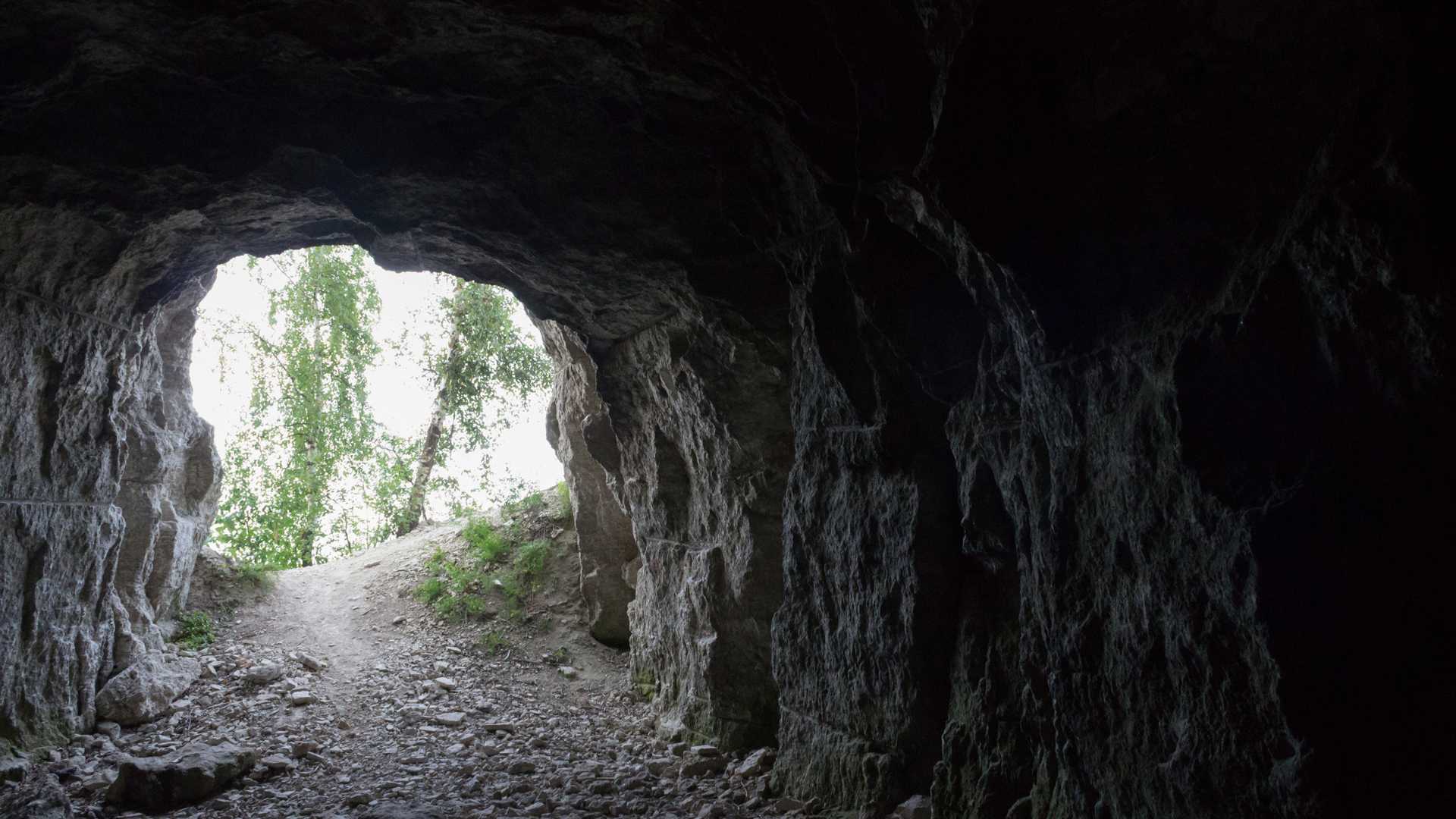 Grotta delle Ciaole da Campitello Matese: escursione breve per iniziare